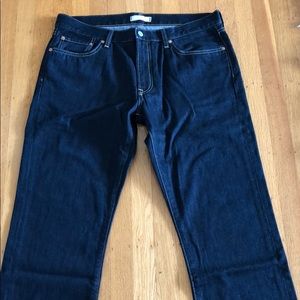 Uniqlo men’s jeans